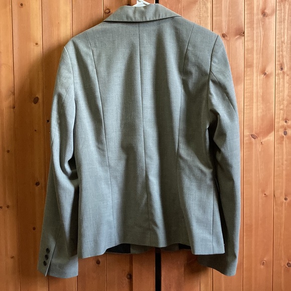 Gray blazer - Picture 4 of 5